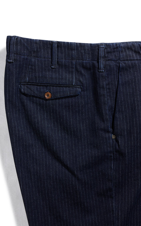 Uniform Pleat chino